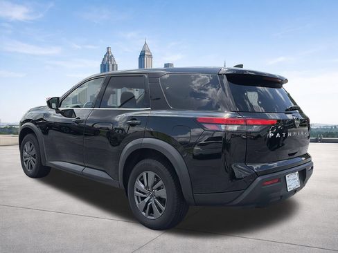 Used 2023 Nissan Pathfinder S AWD/4WD image 3