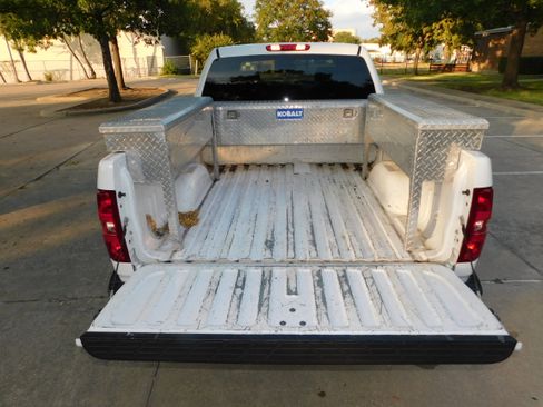 Used 2010 Chevrolet Silverado 1500 LS image 13