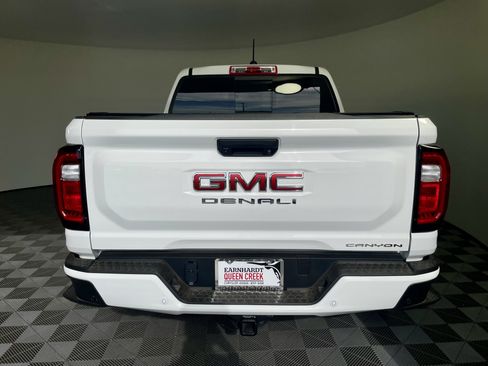 Used 2026 GMC Canyon Denali AWD/4WD image 4