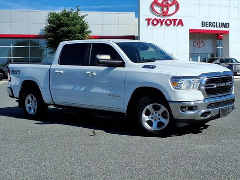 Used 2019 RAM 1500 Big Horn AWD/4WD image 2