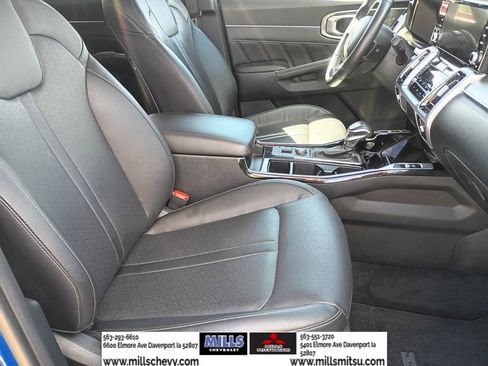 Used 2022 Kia Sorento SX image 17