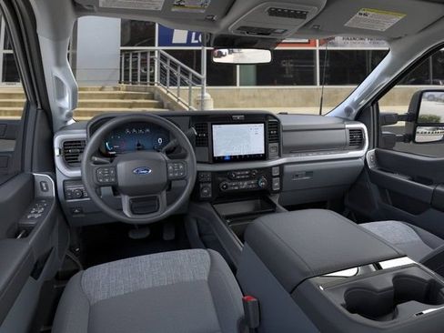 New 2026 Ford F350 XLT w/ XLT Premium Package AWD/4WD image 9