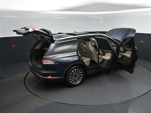 Used 2022 Lincoln Aviator Reserve w/ Equipment Group 201A RWD image 50