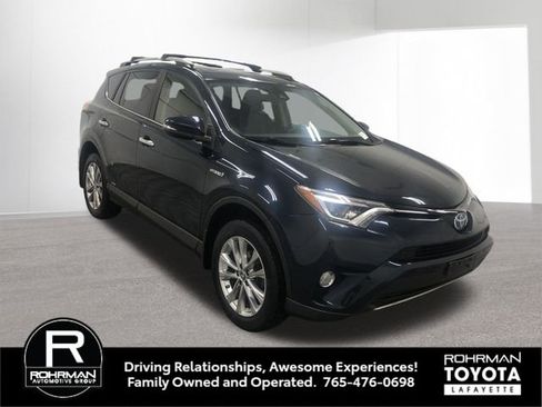 Used 2018 Toyota RAV4 Limited image 9