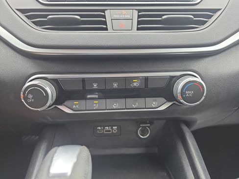 Used 2019 Nissan Altima 2.5 S FWD image 20