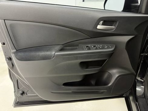 Used 2015 Honda CR-V LX image 30