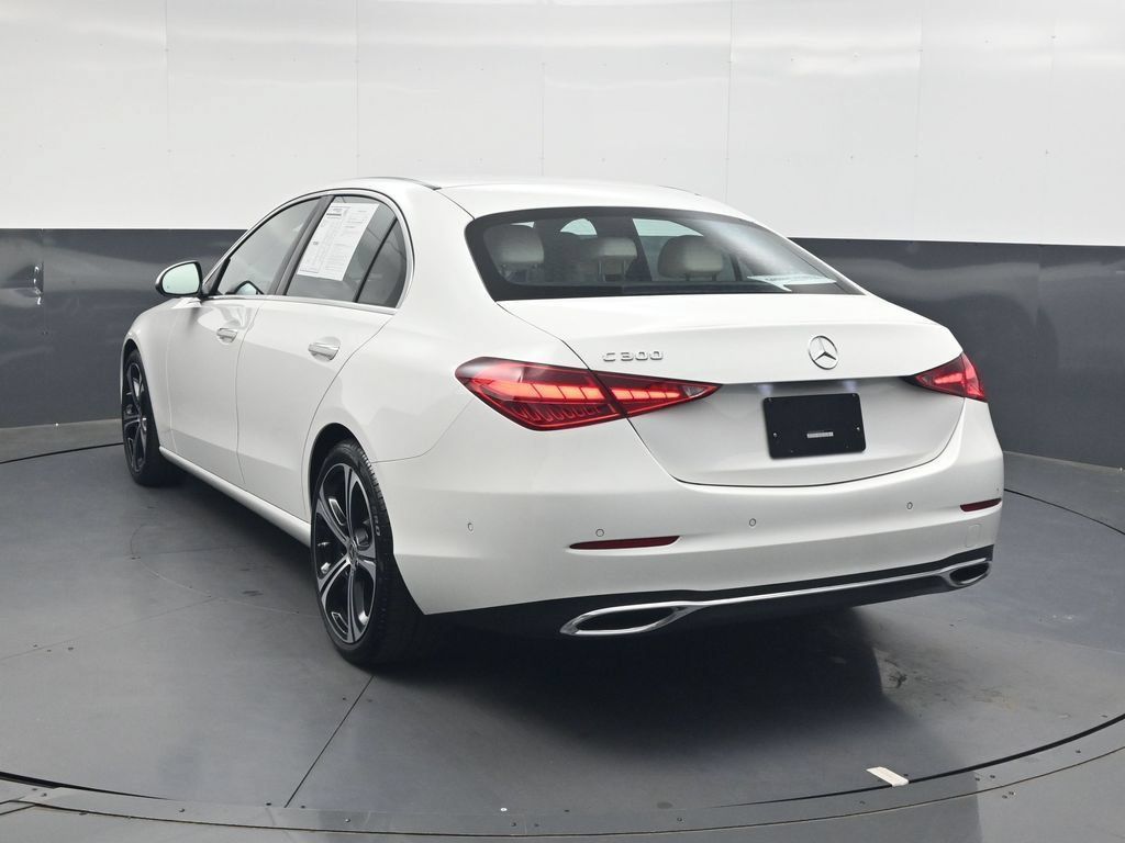 Used 2025 Mercedes-Benz C 300 Sedan image 7