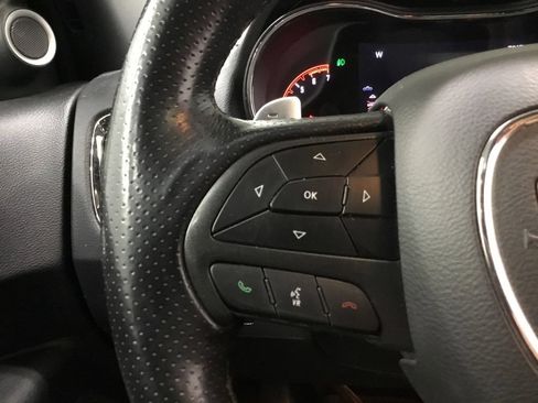 Used 2020 Dodge Durango R/T w/ Technology Group AWD/4WD image 38