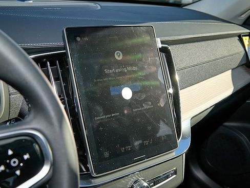 New 2026 Volvo XC90 B6 Plus w/ Protection Package image 13