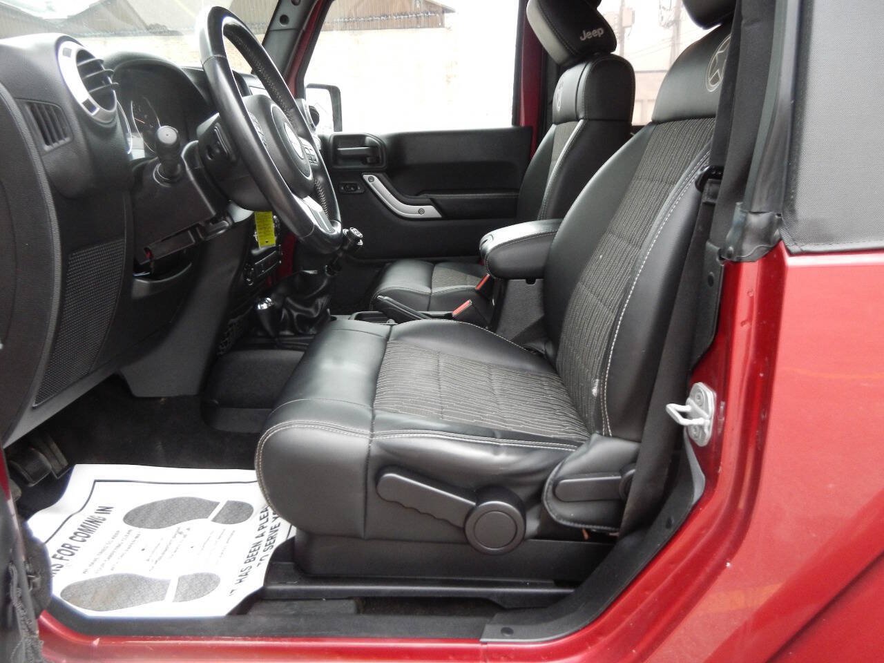 Used 2012 Jeep Wrangler Sport AWD/4WD image 2