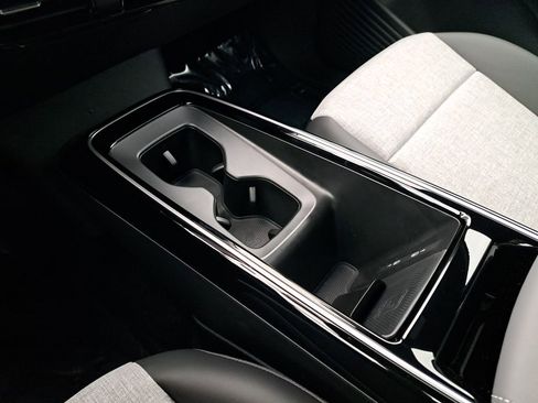 New 2026 Volkswagen ID.4 Pro AWD/4WD image 27