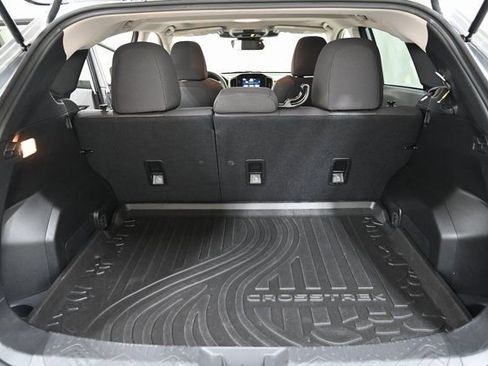 Used 2024 Subaru Crosstrek 2.0i Premium image 18