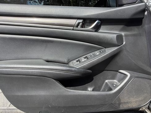 Used 2020 Honda Accord Sport image 13