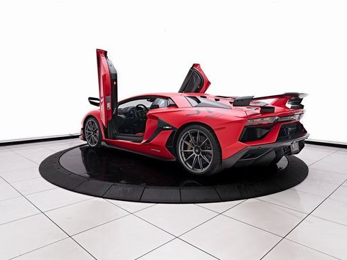 Used 2019 Lamborghini Aventador SVJ image 28