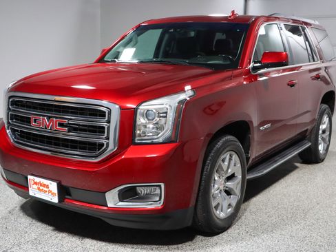 Used 2020 GMC Yukon SLE w/ Enhanced Driver Alert Package image 35