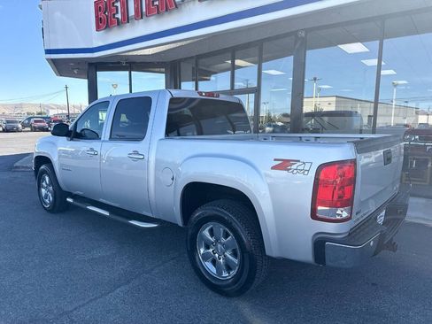 Used 2010 GMC Sierra 1500 SLT w/ SLT Convenience Package AWD/4WD image 5
