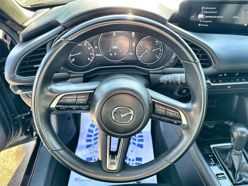Used 2024 MAZDA MAZDA3 s image 17