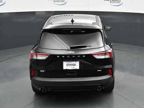 Used 2022 Ford Escape SE w/ SE Sport Appearance Package FWD image 26