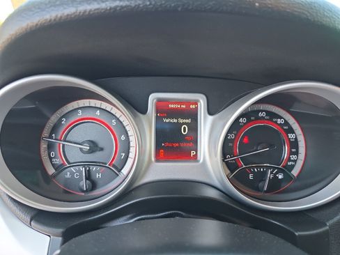 Used 2019 Dodge Journey SE w/ Connectivity Group image 24