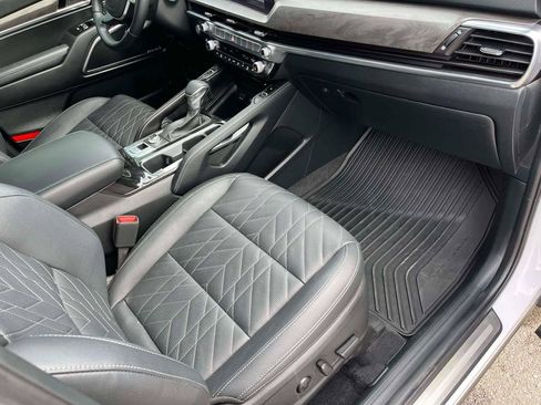 Used 2025 Kia Telluride SX X-Line AWD/4WD image 13