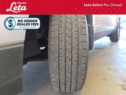 Used 2017 Chevrolet Traverse LT FWD image 25