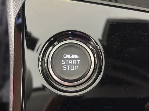 Certified 2025 Kia Sportage SX Prestige AWD/4WD image 27