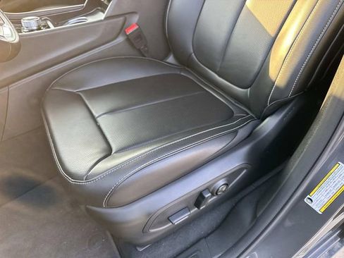 New 2025 Jeep Grand Cherokee L Limited w/ Luxury Tech Group II RWD image 20