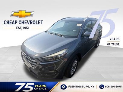 Used 2017 Hyundai Tucson SE w/ SE Popular Package 02