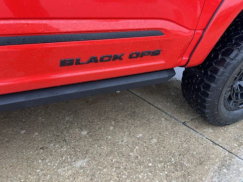 Used 2023 Ford F150 Lariat w/ Equipment Group 502A High image 5