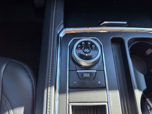 Used 2023 Ford Expedition XLT image 14