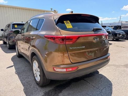 Used 2017 Kia Sportage LX w/ LX Popular Package FWD image 11