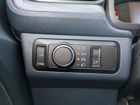 New 2026 Ford Maverick XL image 22