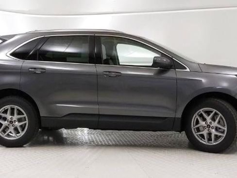 Certified 2024 Ford Edge SEL w/ Convenience Package AWD/4WD image 2