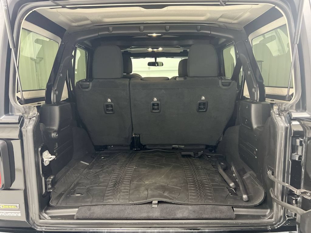 Used 2021 Jeep Wrangler Unlimited Sport AWD/4WD image 23