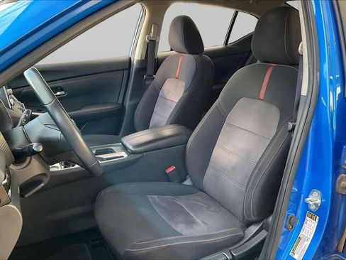 Used 2023 Nissan Sentra SR FWD image 8
