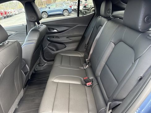 New 2026 Buick Envista Sport Touring w/ Convenience I Package FWD image 6