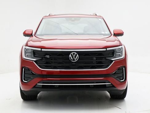 Used 2025 Volkswagen Atlas SEL Premium R-Line image 6