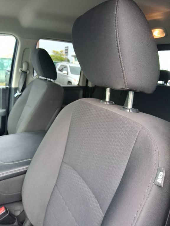 Used 2019 RAM 1500 Warlock AWD/4WD image 9