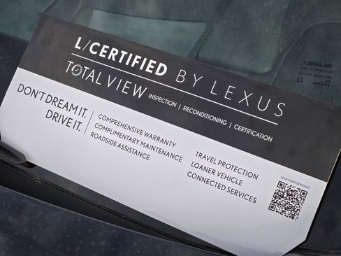 Used 2022 Lexus ES 300h Ultra Luxury image 9