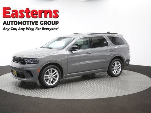 Used 2024 Dodge Durango GT RWD image 61