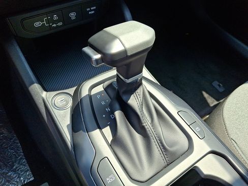 New 2025 Kia K4 LXS image 14