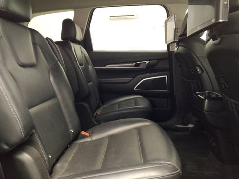 Used 2022 Kia Telluride S AWD/4WD image 19