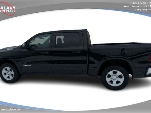 Used 2025 RAM 1500 Big Horn image 8