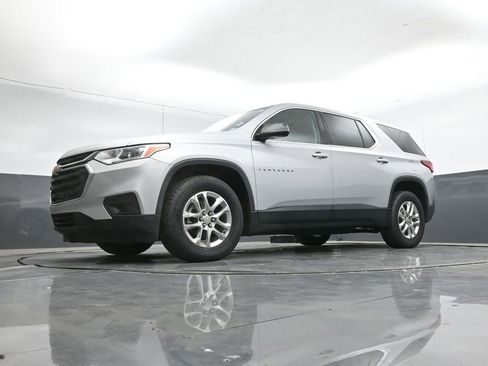 Used 2020 Chevrolet Traverse LS w/ LPO, Floor Liner Package image 38