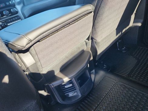 New 2025 RAM 3500 Tradesman w/ Chrome Appearance Group image 33