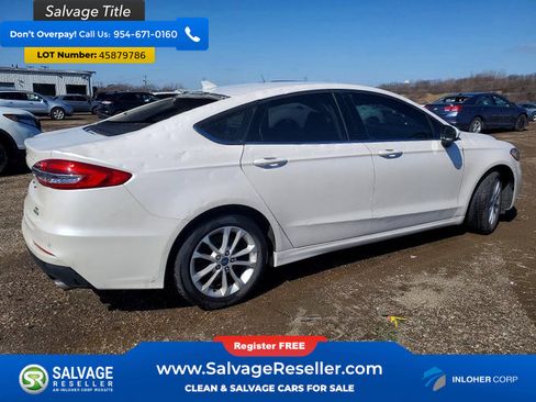 Used 2020 Ford Fusion SE image 3