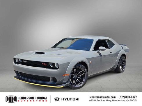 Used 2019 Dodge Challenger R/T Scat Pack RWD image 1