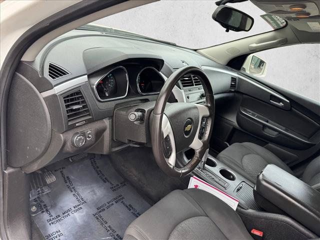 Used 2012 Chevrolet Traverse LT AWD/4WD image 11