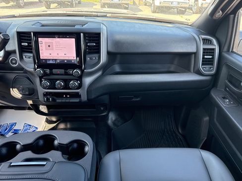 New 2026 RAM 2500 Tradesman w/ Chrome Appearance Group image 19