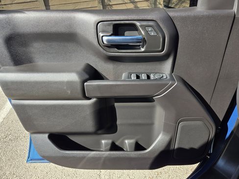 Used 2024 Chevrolet Silverado 1500 Custom w/ Turbomax Blackout Package image 10